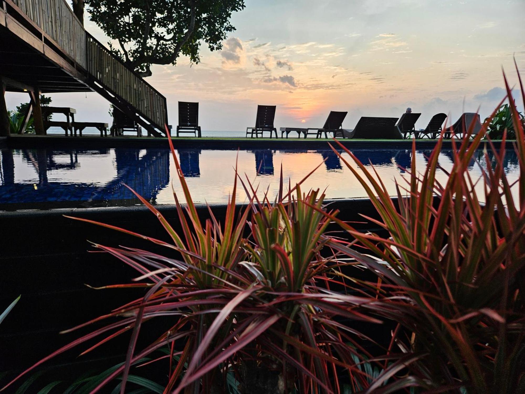 Sunsethouse Lombok Ξενοδοχείο Mangsit Εξωτερικό φωτογραφία